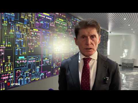 Олег Кожемяко осмотрел модернизированный диспетчерский пункт энергетической отрасли в Артёме.