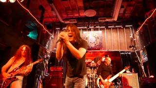 Fates Warning - The Eleventh Hour / Point of View (Live at Chicago 10-17-15)