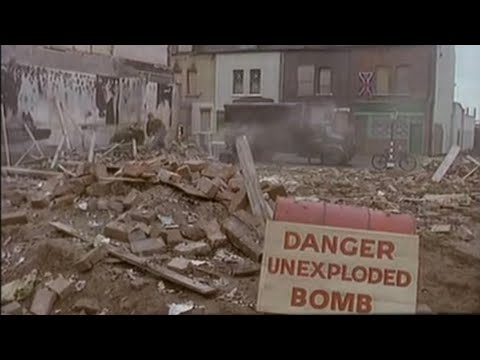 The fast show best bits - WW2 bomb disposal team