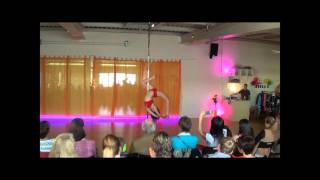 Confide in Me (Pole Dance)