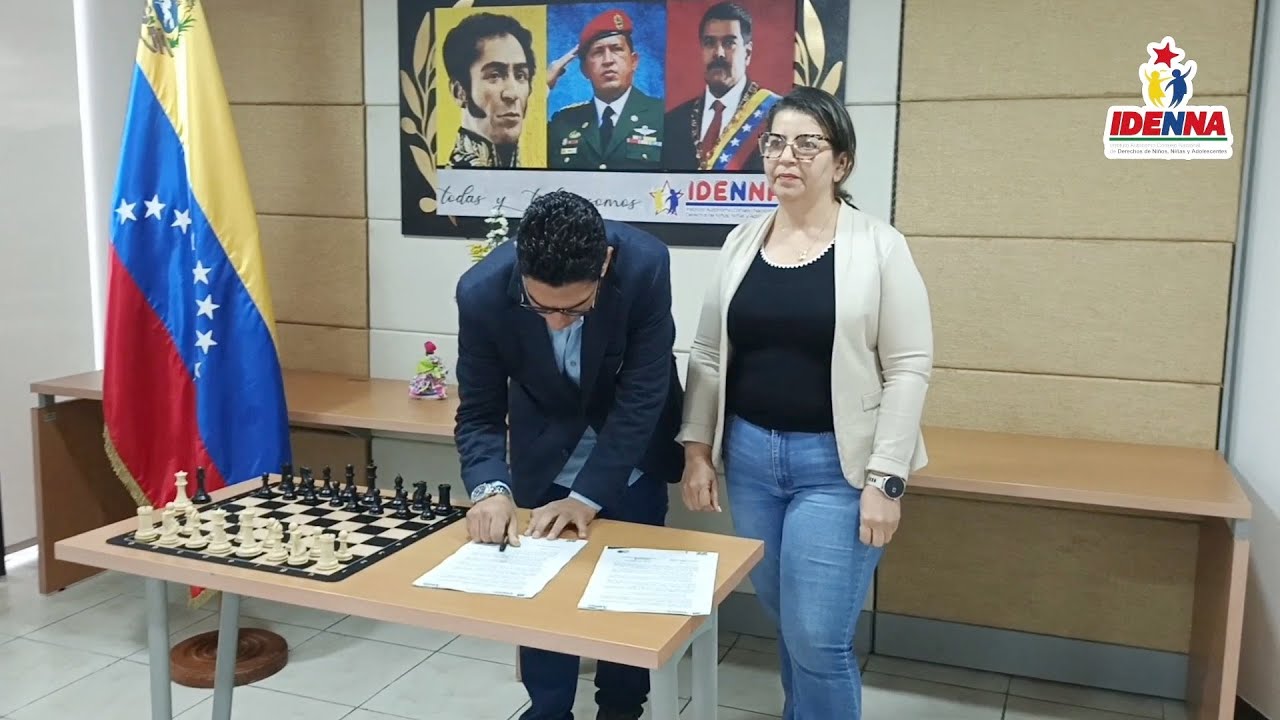 IDENNA firma de convenio con la fundación nacional de ajedrez