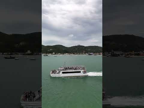 Passeios no Catamarã Rota Costa Esmeralda começam nesta sexta