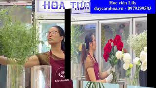 Dạy cắm hoa - bó hoa trực tiếp bán dài - Học viện Lily