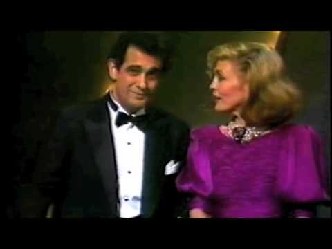 Plácido Domingo - Oscars 1984 presenting best foreign language film