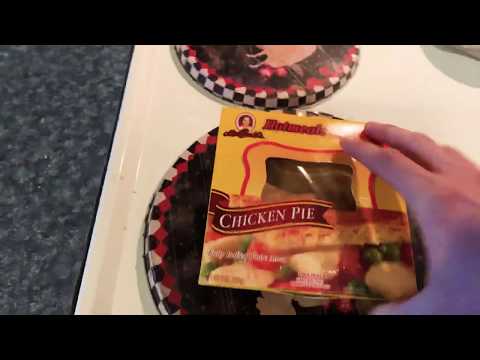 download lagu mp3 mp4 Mrs Pot Pie, download lagu Mrs Pot Pie gratis, unduh video klip Mrs Pot Pie