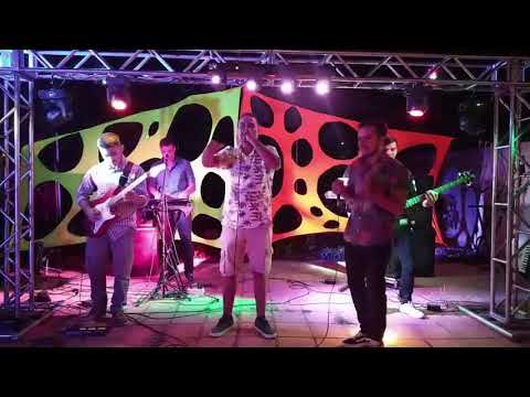 Nico Di Gregori Junto a Mati Costa En Vivo (Ponte pa mi/Caramelo)