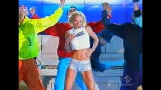 Geri Halliwell - It's raining men Festivalbar 2011