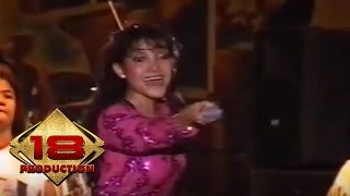 Download lagu Vetty Vera - Sedang sedang Saja (Live Konser Donggala 9 Juni 2006) mp3