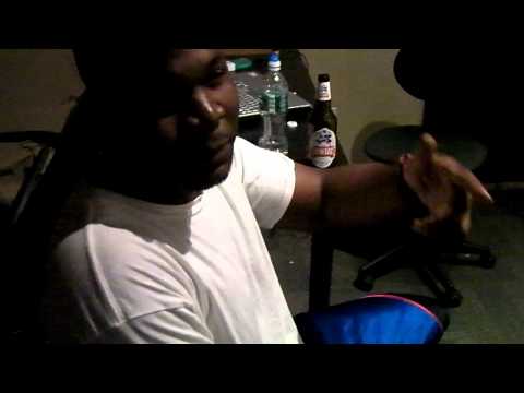 BUNDY- R20- CROOKZGREEN- GUSTAPO FREESTYLE.. @ THE CUCKOOSNEST RECORDING STUDIO IN QUEENS NYC