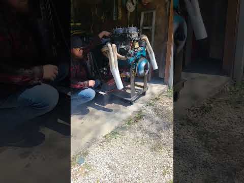 Cold Start Rowdy Roller Cam, Tunnel Ram, W2 340 Mopar! @ta