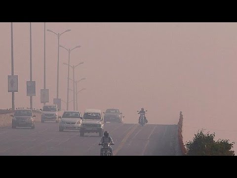 Yeni Delhi'deki hava kirliliği okulları tatil ettirdi - world