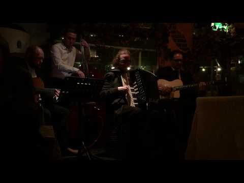 Alf Hågedal & C'est Swing - I Wonder Where My Baby Is Tonight