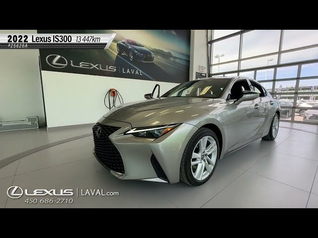 2022 Lexus IS 300 Premium / bluetooth / camera / toit ouvrant B in Cars & Trucks in Laval / North Shore