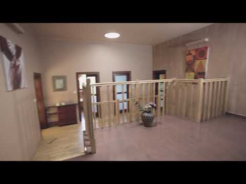 Rodzinna willa w pobliżu lasu