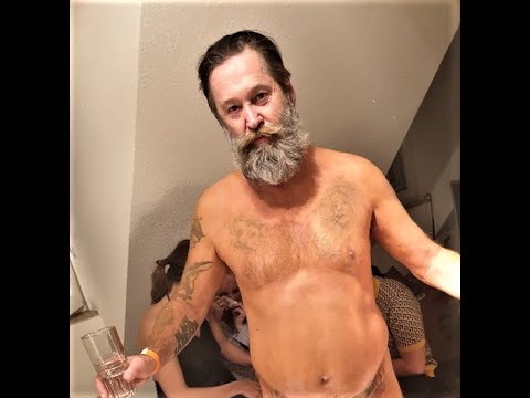 Silvester 2019 in HH Nikki Tiger Performance mit Dandy Diary