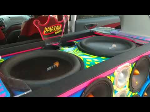 Palio do Sandro 2 Subwoofer Zetta Áudio S15 e 8 Médios Zetta = Arthur_Sound_Car ®