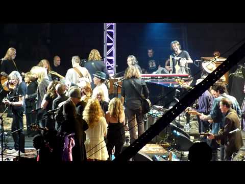 Love For Levon - The Weight Ft. All Artists 10-3-12 Izod Center, NJ