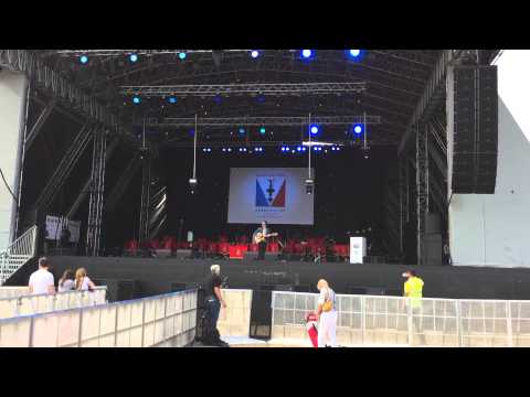 MARLEY BLANDFORD  Live at the Americas Cup in Portsmouth