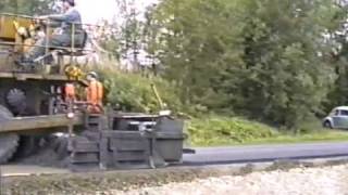 preview picture of video 'När asfalten kom till Lökom 1988'