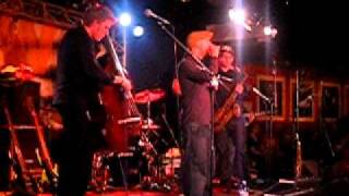 Kyle Eastwood (w/ Ben Cullum) &quot;I Can&#39;t Remember&quot; @ New Morning (Paris)