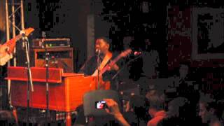 Lucky Peterson with guitar signature Lucky P. - New Morning 23/07/12 + Soundcheck