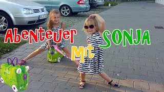 Trunki Koffer für Kinder - Trunkisaurous Rex - und Abheben