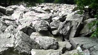 preview picture of video 'Periglacial Boulders at Loysburg Gap'