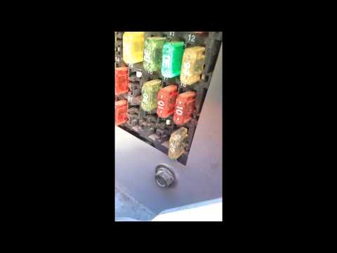 95 Chevy Cheyenne 4WD Motor Actuator upgrade from the old Thermal Actuator & wiring kit.