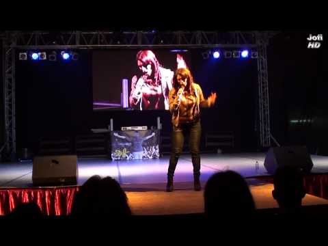 [HD] Széles Iza - Budapest, Körcsarnok (2012-04-13)