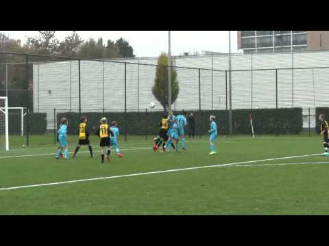 Doelpunt Fardeen tegen Willem II U12