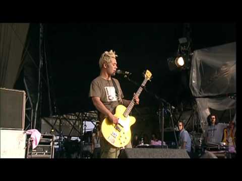 Feeder - Buck Rogers (Live at the Reading Festival 2001)