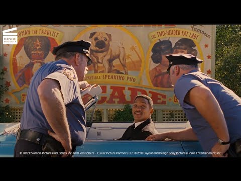 Men In Black: Racial profiling scene HD CLIP
