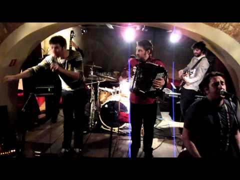 Les hurlements d'Léo @ Zavtra, Moscow - part 02