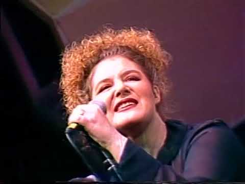 Maura O'Connell Live in Brockton, MA