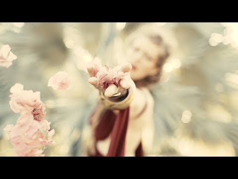 download lagu mp3 mp4 Holy Hannah, download lagu Holy Hannah gratis, unduh video klip Holy Hannah