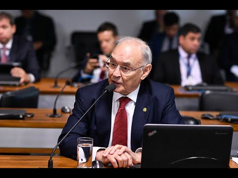 Senador Arolde de Oliveira morre vítima de covid-19. Senado decreta luto oficial