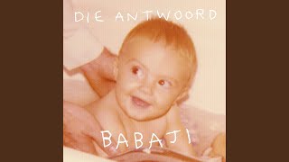 Kadr z teledysku Babaji tekst piosenki Die Antwoord