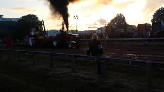 preview picture of video 'Rough justice tractor pulling kirkbride 2014'