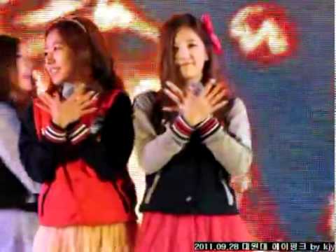 11/09/28 A Pink - I Don't Know @College Event