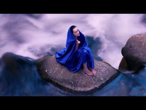 Elven Bird - Berceuse Roumain ( videoclip oficial HD)