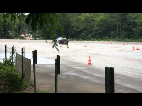 Nissan Skyline R32GTR - DMSB Slalom St. Leon Rot 2011 - 1. Lauf