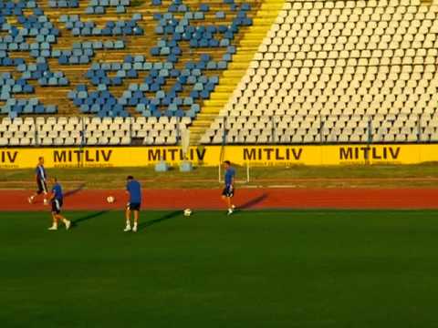 Piturca la Craiova-1 Antrenament.MOV