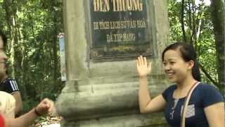 preview picture of video 'Tham quan đền Thượng - Ba Vì - HN (8/7/2012)'