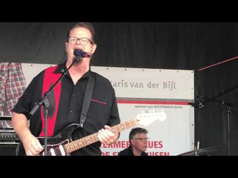 Monti Amundson - Lesson Or Two