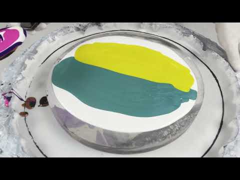 260. Sheleeart Fluid Artist -  Swipe