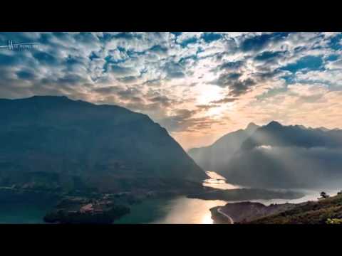 Ánh sáng nơi núi rừng - Thủy Triều Đỏ