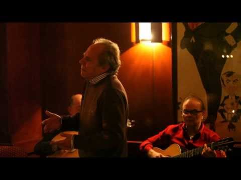 João Vaz, "Fado Puxavante" - "Canto para não chorar"