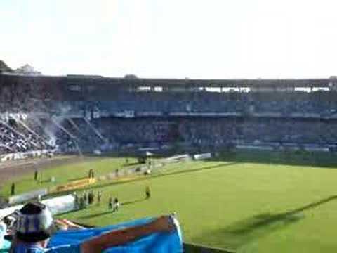 "Grêmio - Aparece na boca do túnel a máquina tricolor!" Barra: Geral do Grêmio &bull; Club: Grêmio