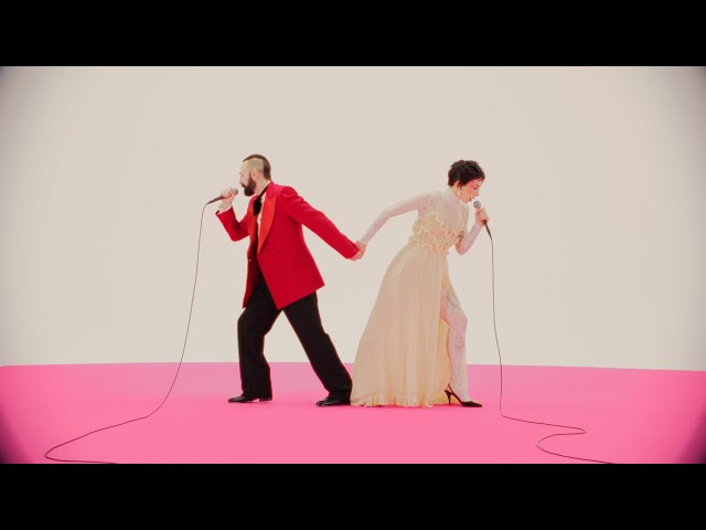 Video zu 'Cuoricini' ansehen Video zu 'Cuoricini' ansehen