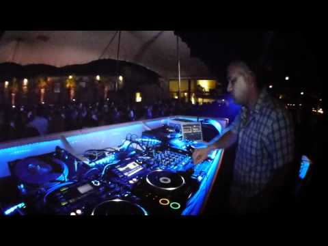 Abigail Bailey warm up @ Forte de S